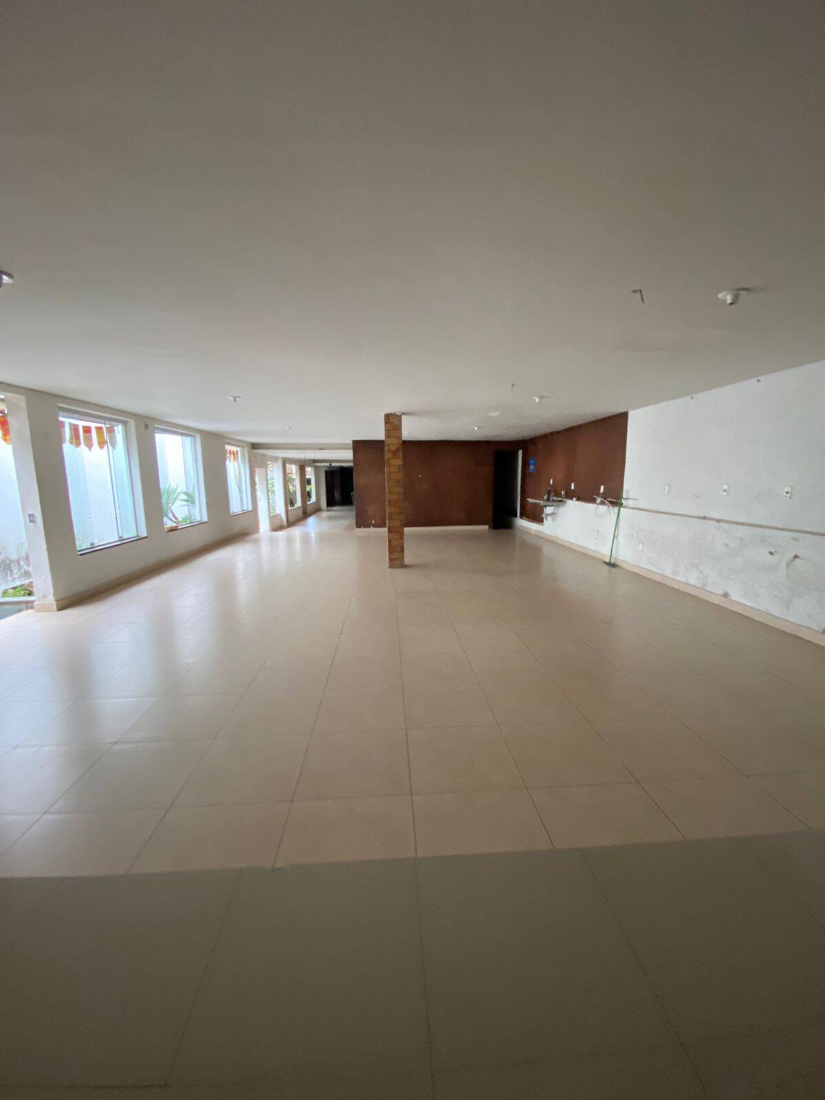 Prédio Inteiro à venda e aluguel, 300m² - Foto 13