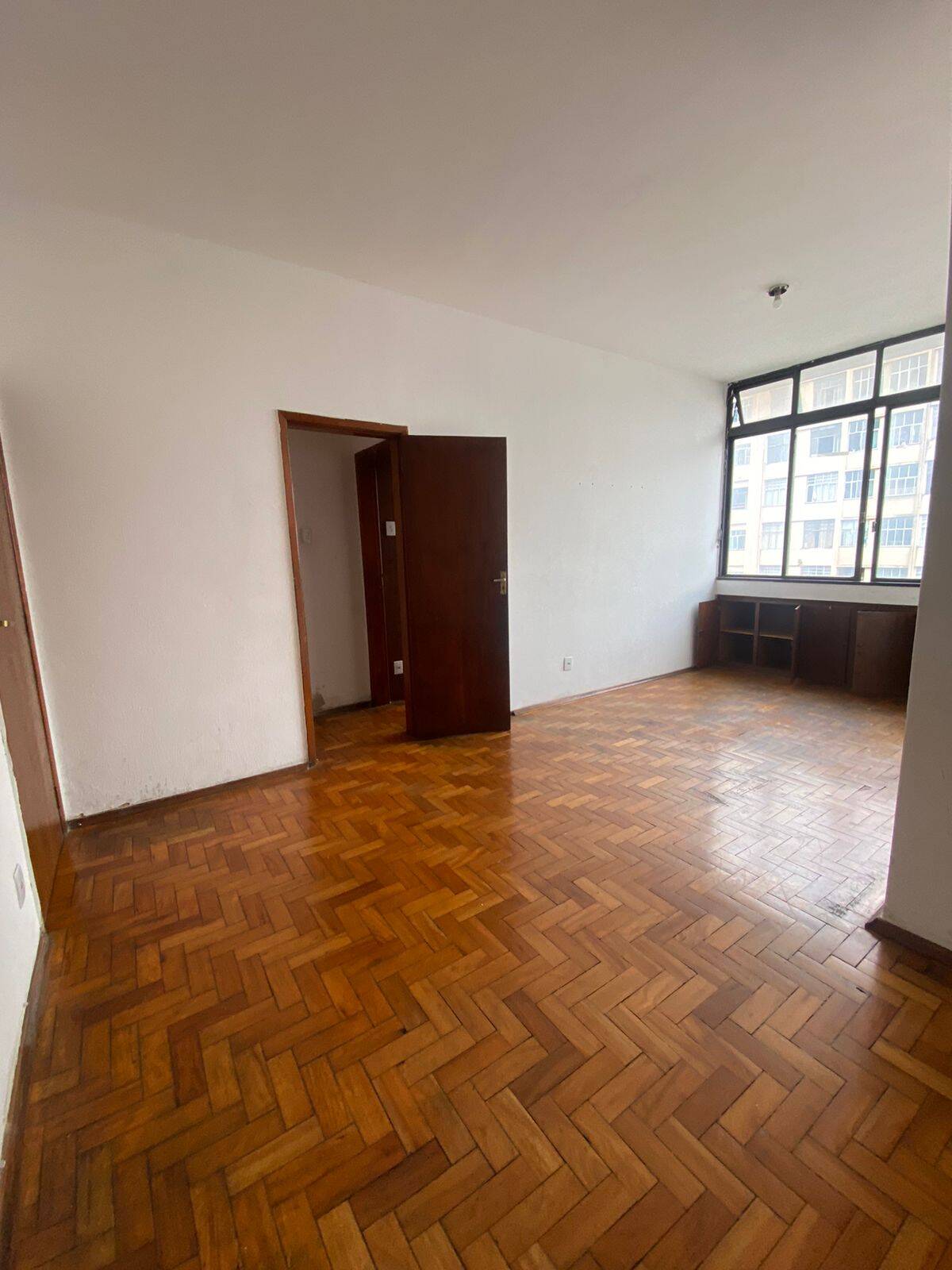 Apartamento à venda com 1 quarto, 45m² - Foto 3