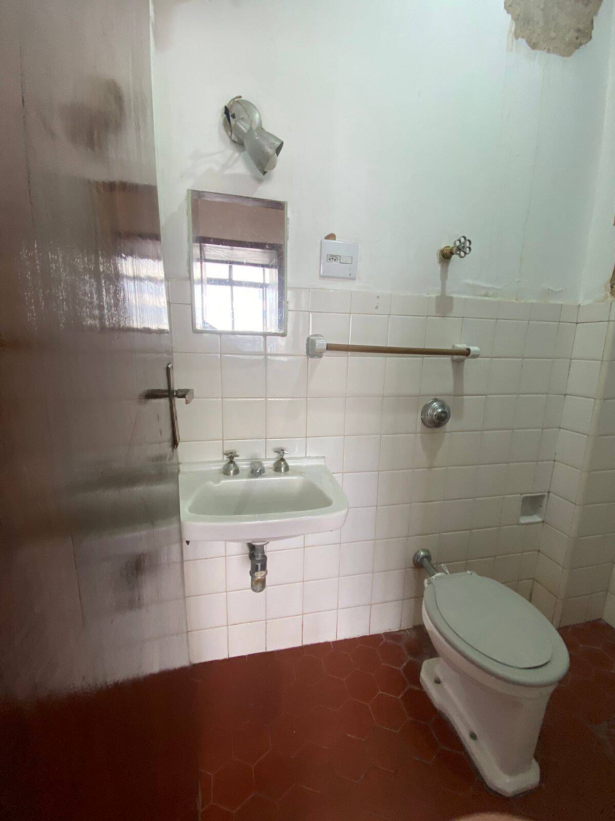 Apartamento à venda com 1 quarto, 45m² - Foto 10