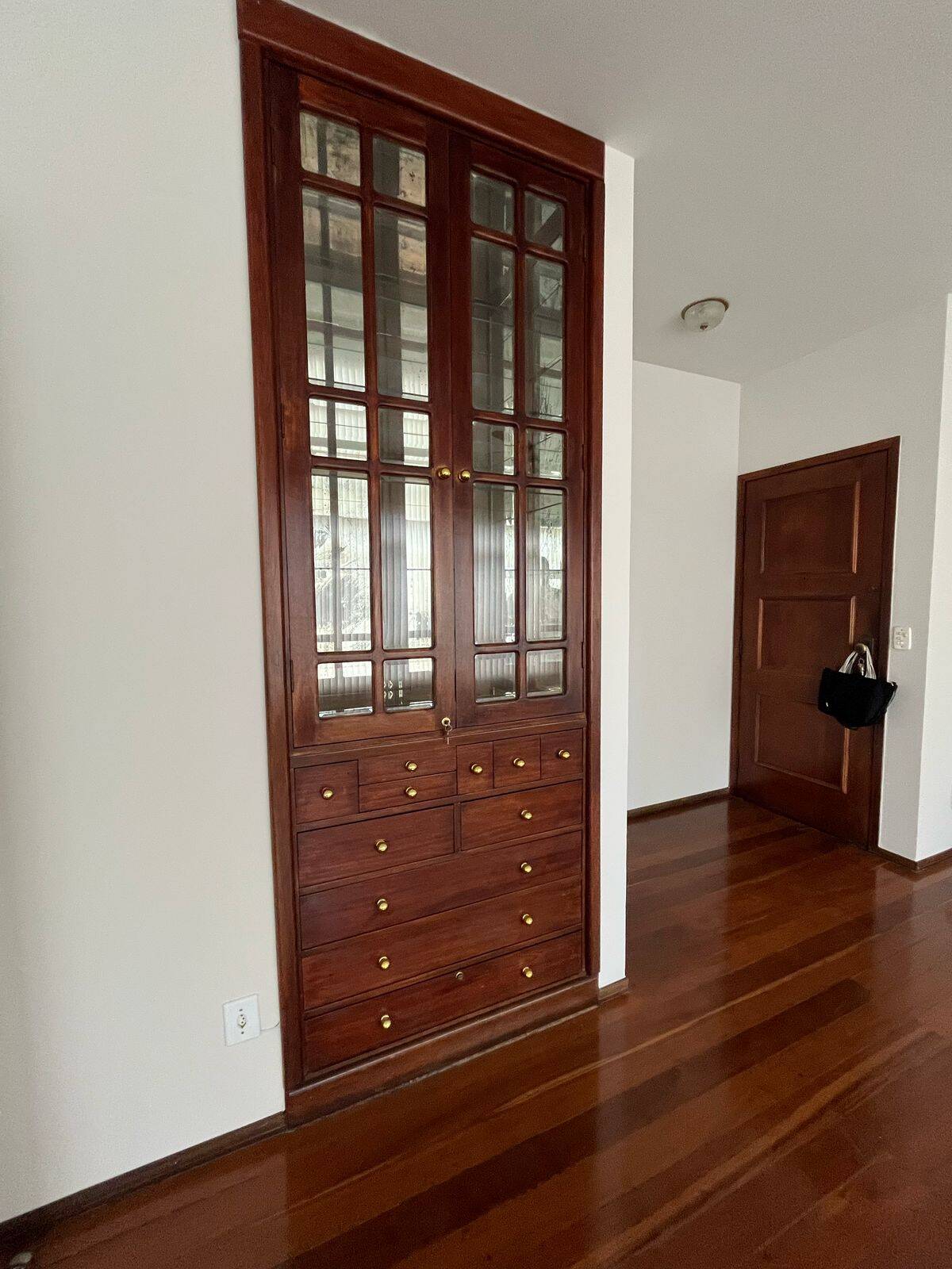 Apartamento para alugar com 3 quartos, 120m² - Foto 4