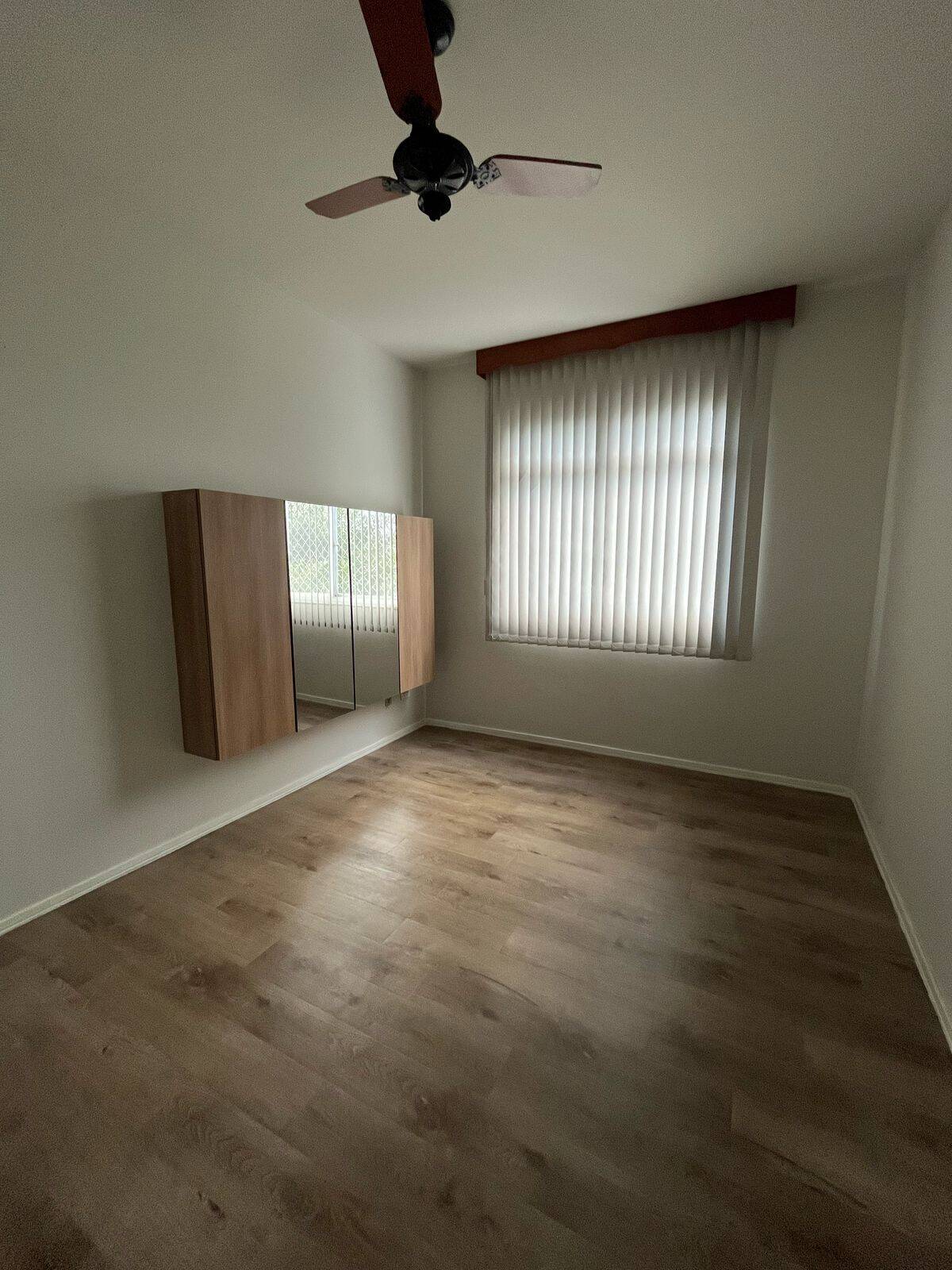 Apartamento para alugar com 3 quartos, 120m² - Foto 21